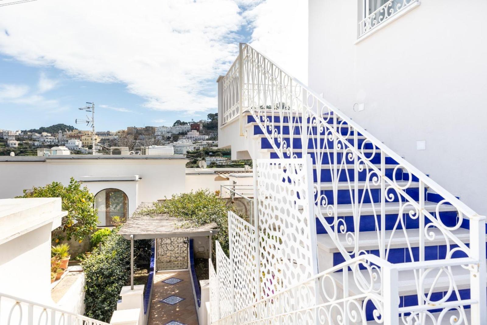 Maison Blue Apartment Capri